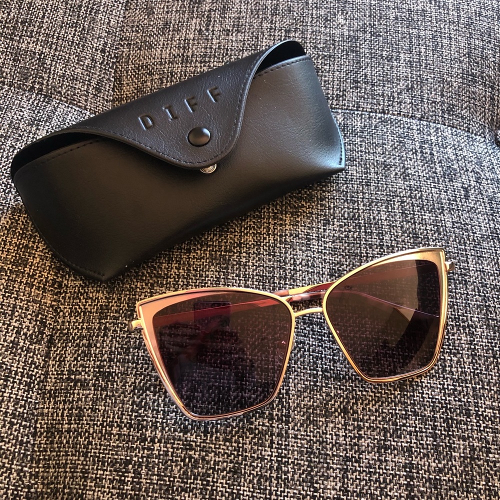 Diff Eyewear “BECKY” brand new never worn